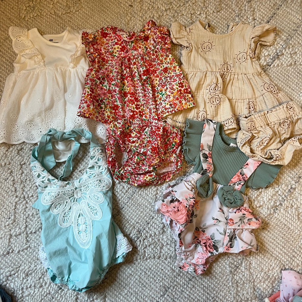 Baby girl dresses/sets